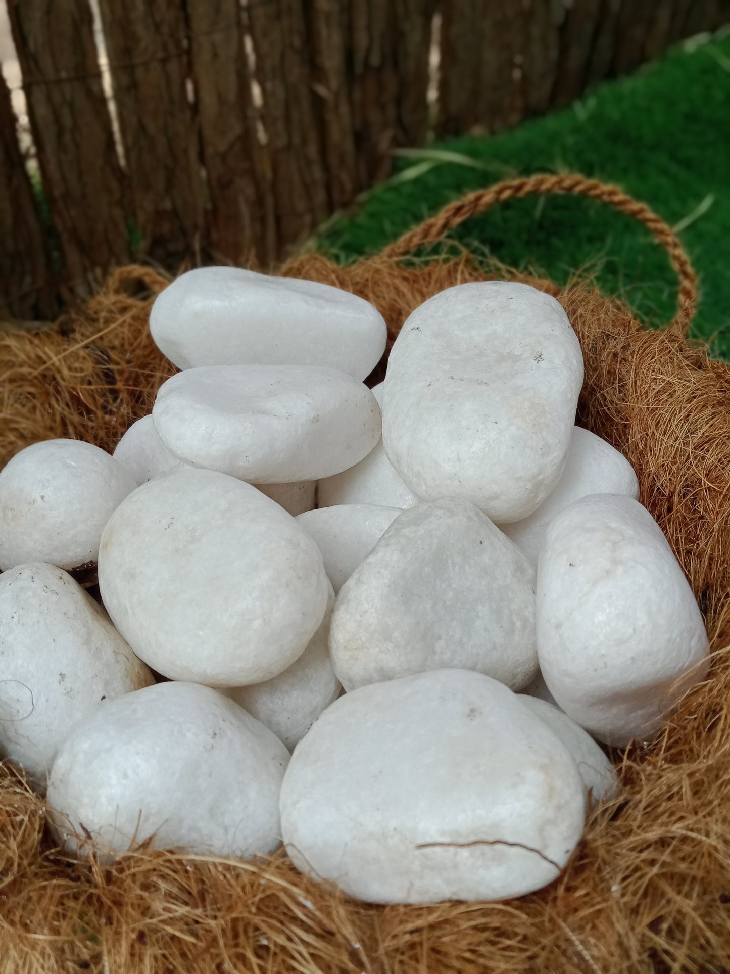 White Pebbles | Snow White | Stone for Garden 5-8cm
