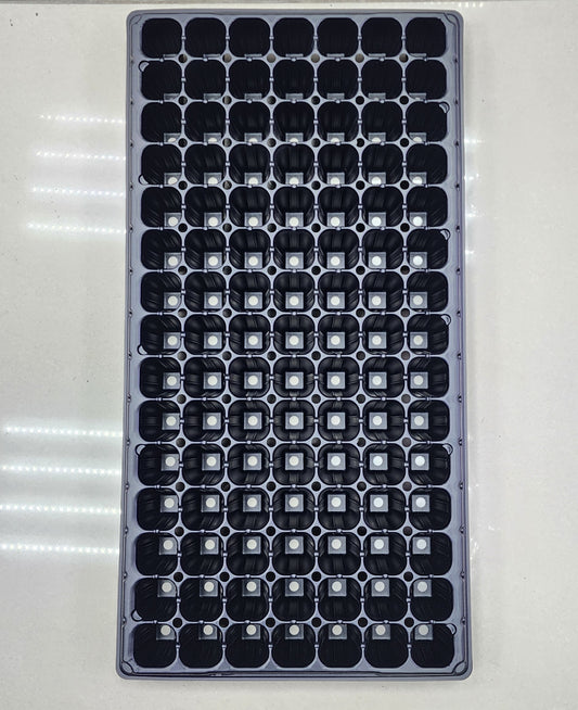 Plastic tray for seedlings 105 holes